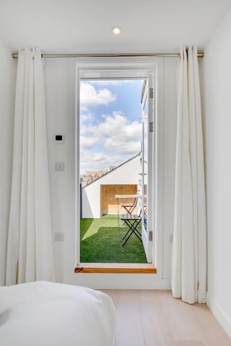 Modern 1 Bedroom Flat In Battersea London Exterior foto